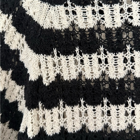 Zara Striped Black and White Knit Dress - Picture 6 of 7